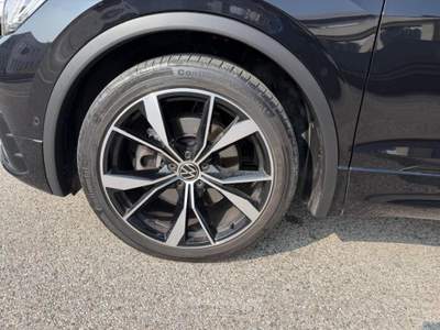 Volkswagen Tiguan 2.0 TDI 200 CV SCR DSG 4MOTION R-Line Nero usata BORGO MAGGIORE SAN MARINO