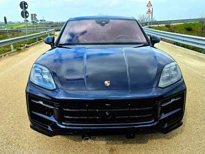 Porsche Cayenne Coupè Facelift 3.0 E-HYBRID 470cv IPERFULL-UFFICIALE ITALIA Blu/Azzurro usata Altamura