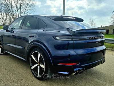 Porsche Cayenne Coupè Facelift 3.0 E-HYBRID 470cv IPERFULL-UFFICIALE ITALIA Blu/Azzurro usata Altamura