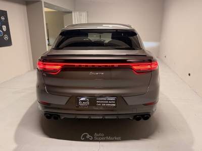 Porsche Cayenne Coupé 3.0 V6 E-Hybrid Grigio usata CASALE MONFERRATO