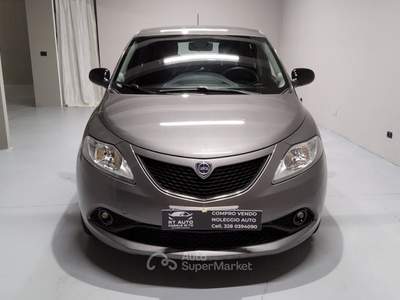 Lancia Ypsilon 5 porte S&S Hybrid Ecochic Gold Grigio usata CASALE MONFERRATO