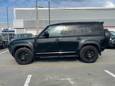 Land Rover Defender 110 3.0D I6 200 CV AWD Auto X-Dynamic S Nero usata Massarosa