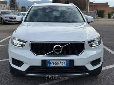 Volvo XC40 T3 Inscription Bianco usata Massarosa