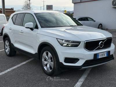 Volvo XC40 T3 Inscription Bianco usata Massarosa