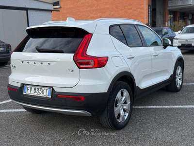 Volvo XC40 T3 Inscription Bianco usata Massarosa