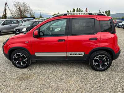 Fiat Panda 1.0 FireFly S&S Hybrid Rosso usata Arezzo