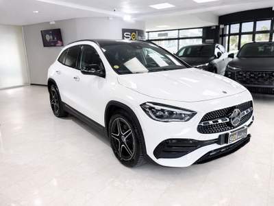 Mercedes-Benz GLA 200 d Premium auto Bianco usata BARCELLONA POZZO DI GOTTO