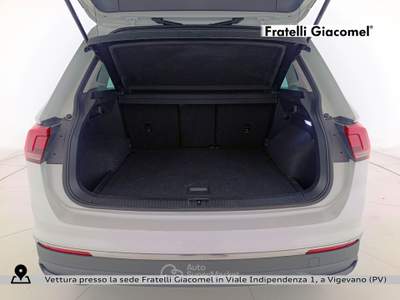 Volkswagen Tiguan 1.5 tsi life 150cv dsg Bianco usata Assago