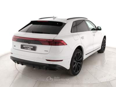 Audi Q8  3.0 tdi mhev s line quattro 286cv tiptronic/ list: 125.190,00 eur Bianco usata Legnago