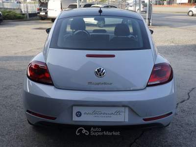Volkswagen Maggiolino 2.0 TDI Design BlueMotion Technology 110CV Bianco usata Gorlago