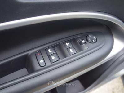 Jeep Avenger 1.2 Turbo Summit INFO E CONVENIENCE PACK Bianco usata Gorlago