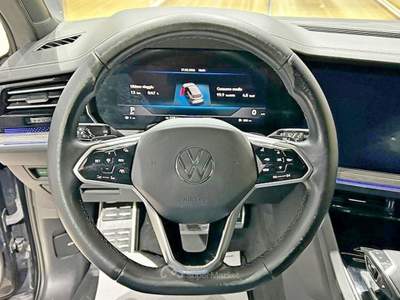 Volkswagen Touareg 3.0 V6 tsi eh Elegance tiptronic Blu/Azzurro usata Palermo