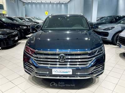 Volkswagen Touareg 3.0 V6 tsi eh Elegance tiptronic Blu/Azzurro usata Palermo