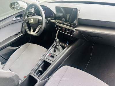 Seat Leon Sportstourer 1.0 TSI 110 CV Style Bianco usata Rosta