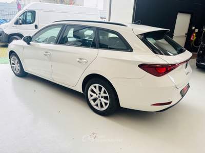 Seat Leon Sportstourer 1.0 TSI 110 CV Style Bianco usata Rosta
