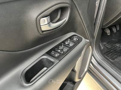 Jeep Renegade Limited -targa GE333FV- Grigio usata Gravina in Puglia