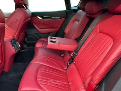 Maserati Levante 2.0 mhev gt 330cv auto - tetto apribile Bianco usata Fisciano
