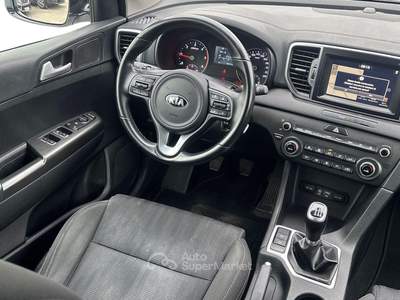Kia Sportage IV 2016 1.7 CRDi 115cv Cool Navi 2WD my17 Bianco usata Albignasego
