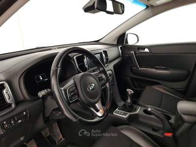 Kia Sportage 1.6 CRDI 115cv STYLE 2WD Bianco usata Massa