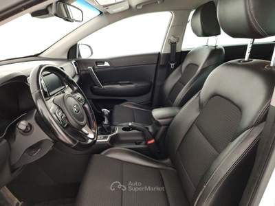 Kia Sportage 1.6 CRDI 115cv STYLE 2WD Bianco usata Massa