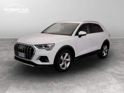 Audi Q3 35 2.0 TDI Business Advanced Bianco usata Lucca