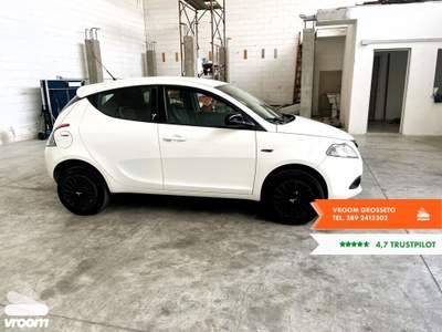 Lancia Ypsilon Ypsilon 0.9 TwinAir 85 CV 5 porte Metano Ecochic Gold Bianco usata Grosseto