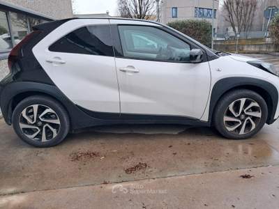 Toyota Aygo X 1.0 VVT-i 72 CV 5 porte Trend S-CVT Bronzo usata Guidizzolo