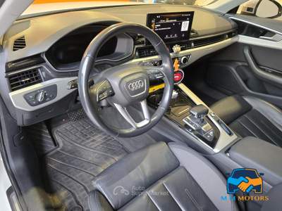 Audi A4 40 2.0 tdi mhev Business Evolution quattro 204cv s-tronic Bianco usata Curno