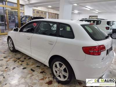 Audi A3  1.6 TDI Young Bianco usata Sava