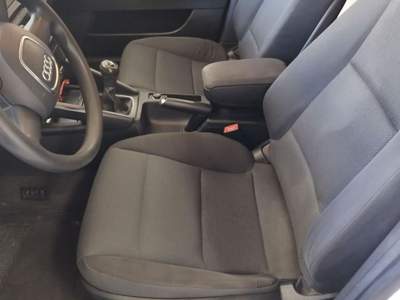 Audi A3  1.6 TDI Young Bianco usata Sava