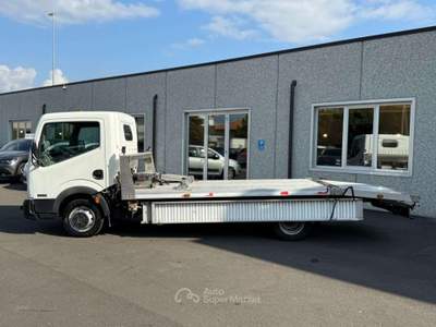 Nissan Cabstar 35 2.5 d CARRO ATTREZZI|3 posti|Pedane Bianco usata Verona