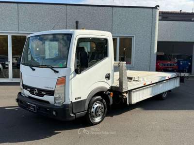 Nissan Cabstar 35 2.5 d CARRO ATTREZZI|3 posti|Pedane Bianco usata Verona
