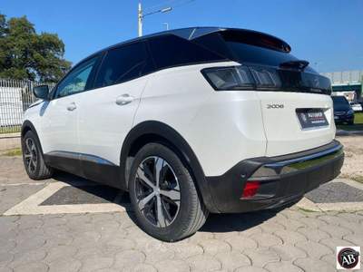 Peugeot 3008 BlueHDi 130 EAT8 S&S GT Line Bianco usata Latina
