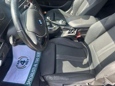 BMW Serie 1 120d 120d xDrive 5P Urban AUTOM. Argento usata Pignataro Interamna