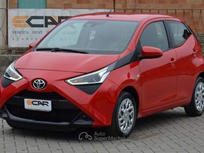 Toyota Aygo 5 porte x-clusiv Rosso usata Pisa