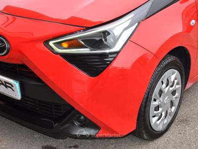 Toyota Aygo 5 porte x-clusiv Rosso usata Pisa