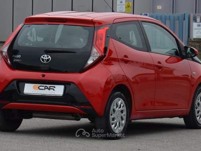 Toyota Aygo 5 porte x-clusiv Rosso usata Pisa