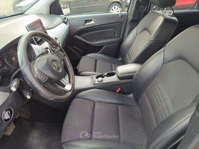 Mercedes-Benz Classe B B 200 d Sport Grigio usata Pompei
