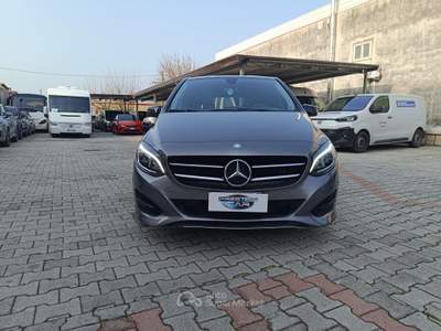 Mercedes-Benz Classe B B 200 d Sport Grigio usata Pompei