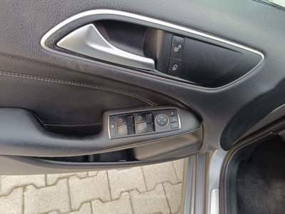 Mercedes-Benz Classe B B 200 d Sport Grigio usata Pompei