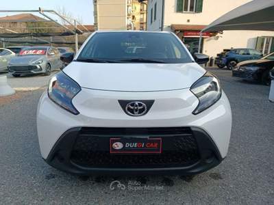 Toyota Aygo X 1.0 VVT-i 72 CV 5 porte Active Bianco usata Varese