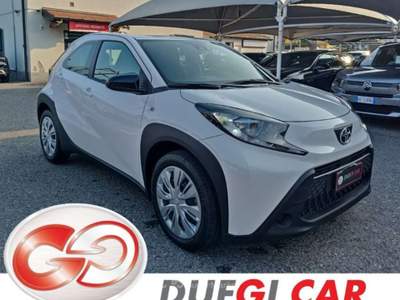 Toyota Aygo X 1.0 VVT-i 72 CV 5 porte Active Bianco usata Varese