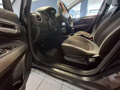 Fiat Punto 5 porte Easypower Lounge Nero usata Oleggio