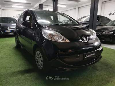 Peugeot 107 107 5p 1.0 12v Sweet Years Nero usata Torino