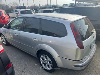 Ford Focus/Focus C-Max 3532076833 INFO PINO Argento usata Mercogliano