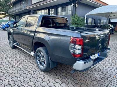 Mitsubishi L200 L200  d.cab 2.3d Intense  4wd 150cv auto Grigio usata Gavardo