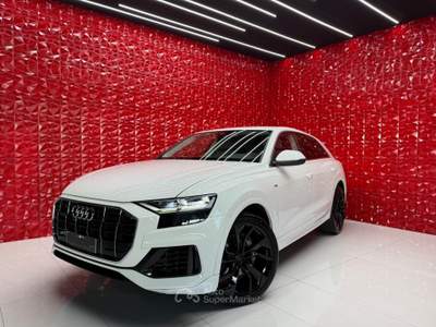 Audi Q8 286 CV quattro tiptronic Sport Bianco usata Agliana