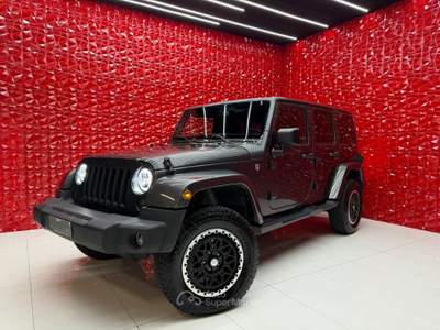 Jeep Wrangler Unlimited 2.8 CRD DPF Sahara Auto Night Eagle Grigio usata Agliana