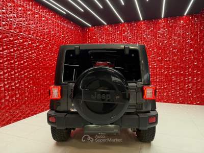 Jeep Wrangler Unlimited 2.8 CRD DPF Sahara Auto Night Eagle Grigio usata Agliana