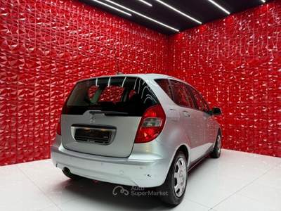 Mercedes-Benz Classe A A 160 BlueEFFICIENCY Special Edition OK NEOPATENTATI Grigio usata Agliana